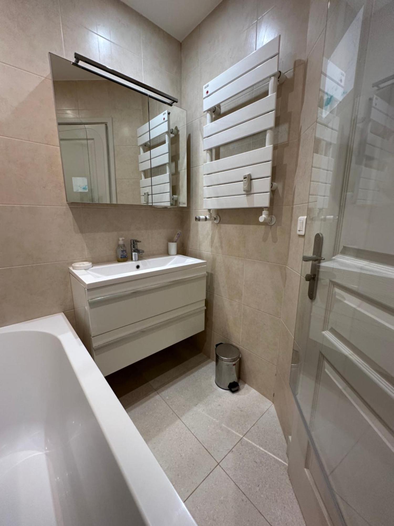 Appartement Rottaro Luxueux 2 Ch 2 Sdb Face A La Mer Cannes Exterior photo